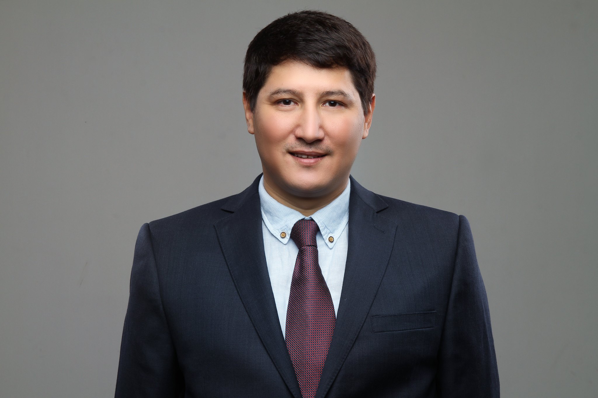 Назруллаев Бахром